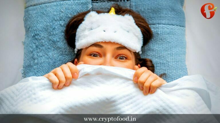 Why Sleep Less Affects Weight Loss A long time then your brain cooks several items which leads to weight gain. When you sleep less then you start munching over snacks.