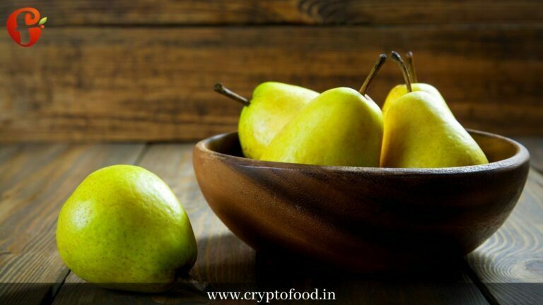 Pears Fruit – Health Benefits, Nutrition, and Recipes Pears can be eaten crisp or soft and come in a variety of colors. Pears provide a variety of health and nutrition benefits.