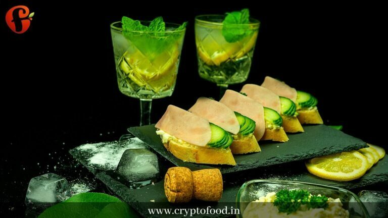 Looking for a wonderful detox water recipe, we're sorry to disappoint you. This cucumber and lemon juice recipe for a delightful beverage.