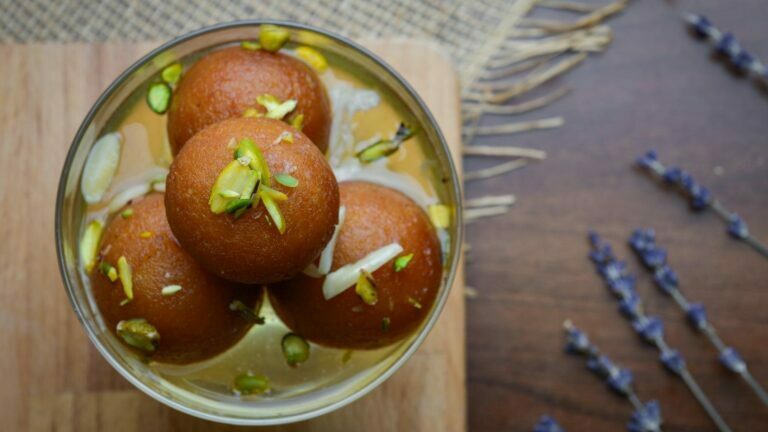 Recipe: Healthy sugar-free Jamun Ice-cream Diabetic people can reduce blood sugar levels by eating Jamun ice-cream with fruit and seeds on a daily basis.