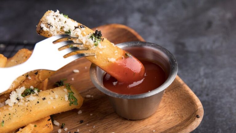 Everything You Should Know About Chinese Duck Sauce Chinese Duck Sauce was not created in a Chinese kitchen, unlike the sauce that most likely served as its inspiration.