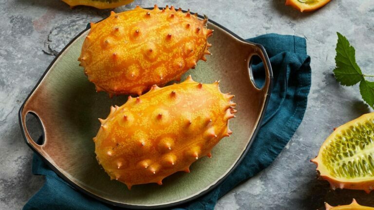Kiwano melon contains a variety of vitamins and minerals, many of which contribute to its ability to improve health.