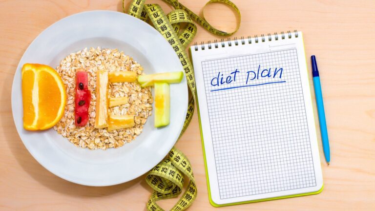 Diabetes Diet Plan for Weight Loss A diabetic diet is a healthy diet that is high in nutrients while low in fat and calories. A good diet plan is required.
