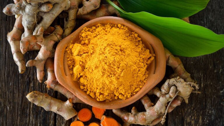 Does Turmeric Work for Weight Loss? Let’s Find Out Turmeric can help you lose weight, but it is dependent on your metabolism and your body's ability to burn calories.